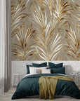 Papier peint tropical - Palmes dorées sur un fond beige