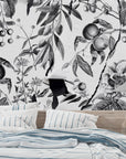 Papier peint vintage - Fruits et feuilles en noir et blanc