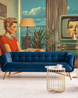 Papier peint vintage - Femme près d’une télévision