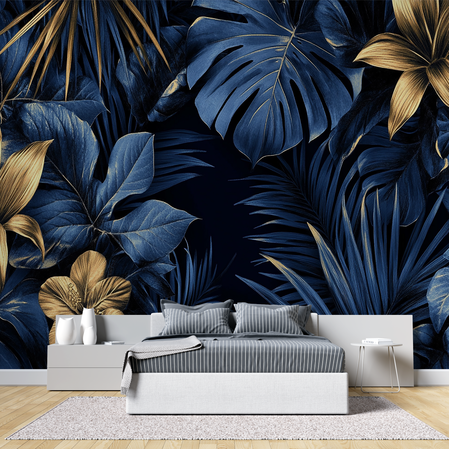 Papier Peint Tropical - Fleurs de Lys Or sur Fond Bleu Nuit