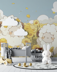 Papier Peint Enfant – Moutons Douillets dans un Champ de Tournesols