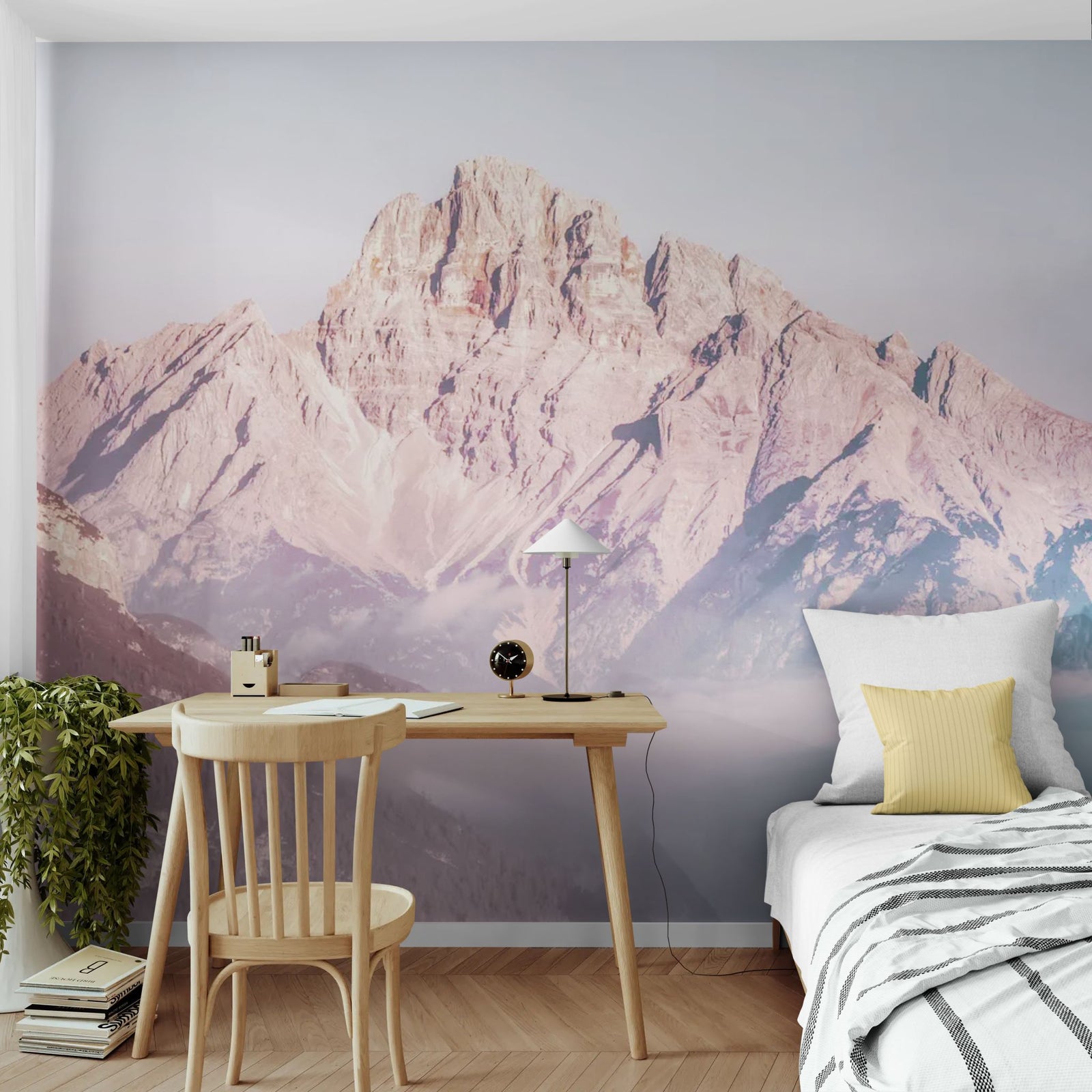 Papier Peint Montagne - Sommets Rosés dans les Nuages