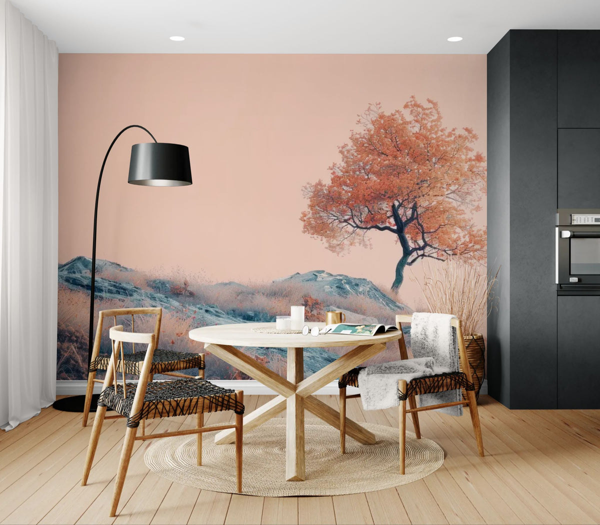 Minimalistische Tapete - Rosa Baum auf einem Hügel