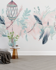 Papier peint boho - attrapes-rêves et plumes suspendues pastel