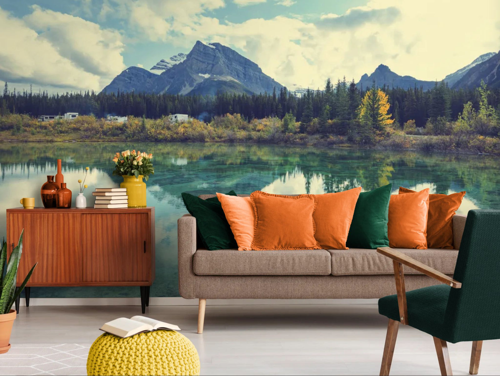 Nature wallpaper – mirrored lake and alpine forest