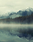 Papier Peint Paysage - Lac Brumeux Turquoise
