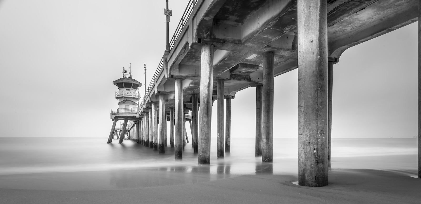 Papier Peint Noir et Blanc - Jetée et Phare