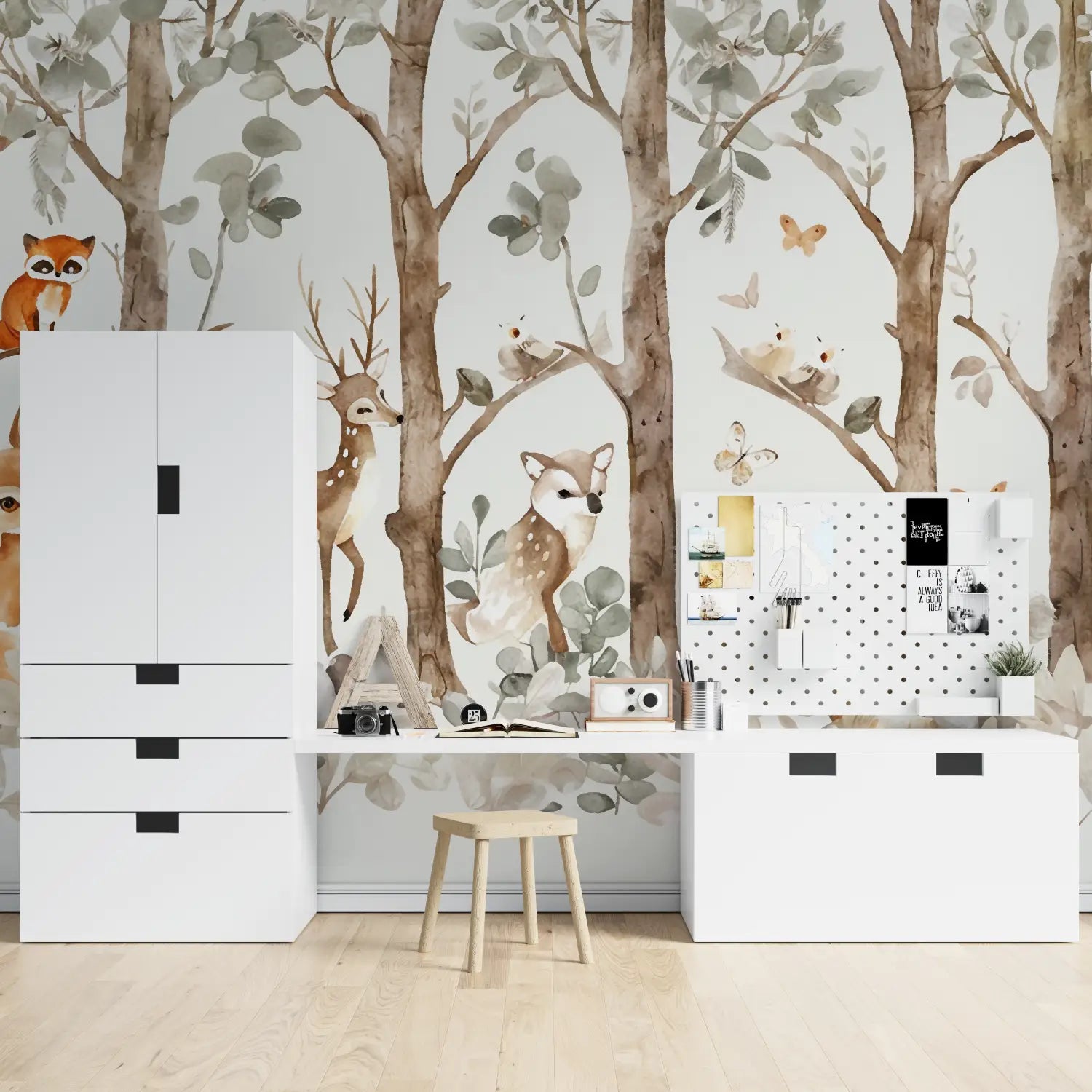 Children's Wallpaper - Forest and Friendly Animals