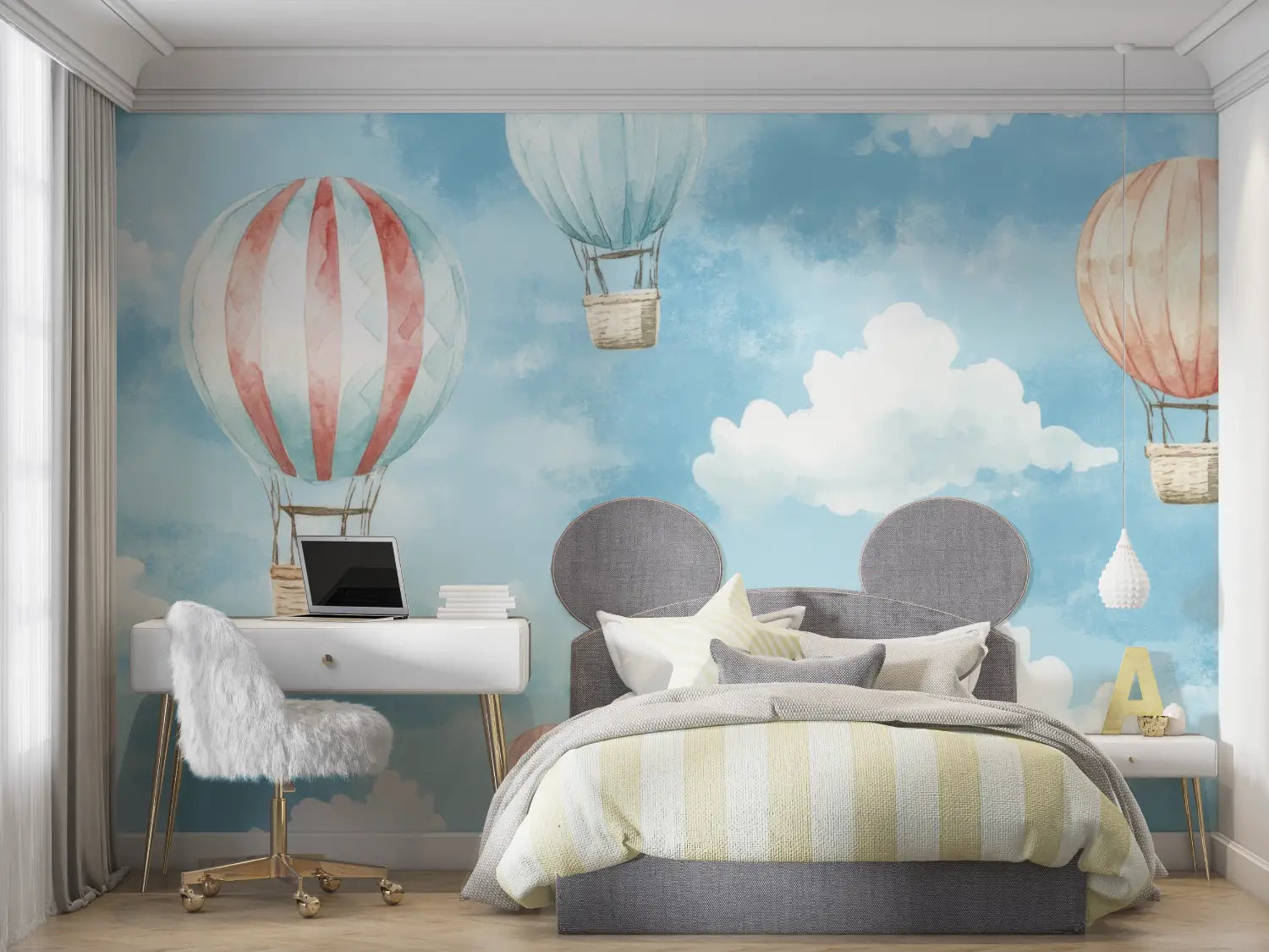 Children's Wallpaper - Floating Hot Air Balloons