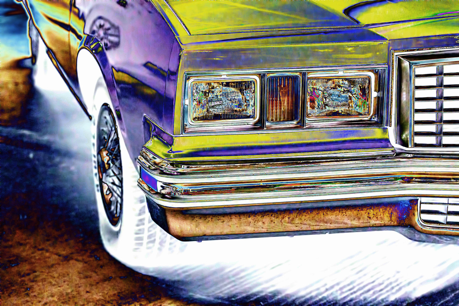 Vintage Pop Art Wallpaper – Psychedelic Classic American Car
